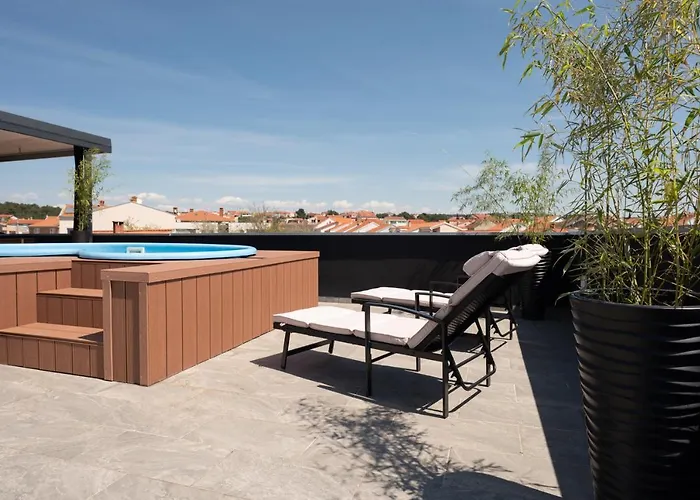 Апартаменты Rooftop Iadera *